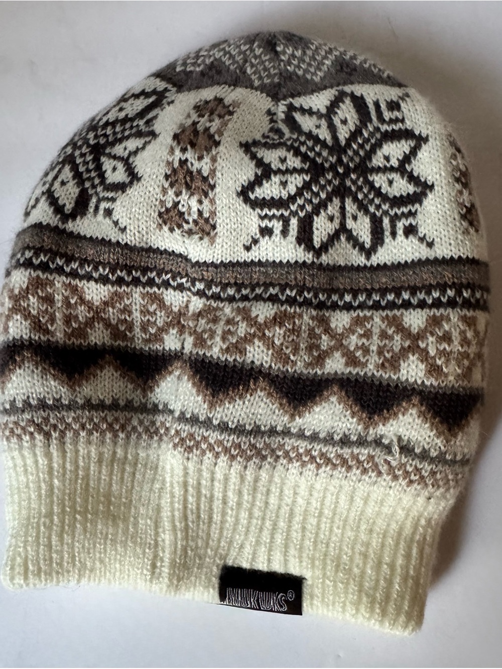 Muk Luks women’s Cream and gray Knit Beanie reversible winter hat